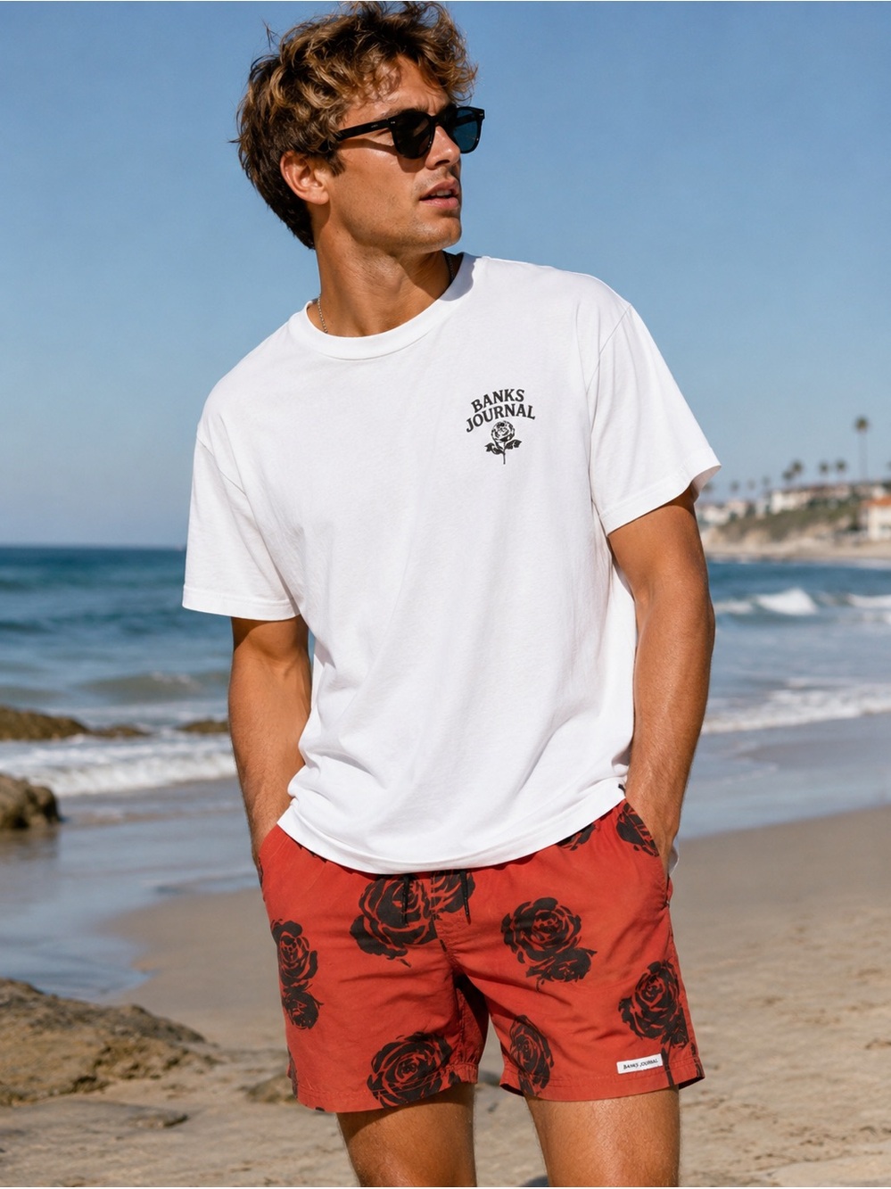 NWT Banks Journal Men’s Roses Swim  Boardshort! Size XS